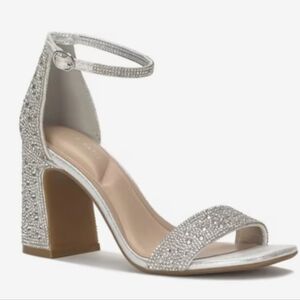 Kelly & Katie Evona Sandals (Wide)